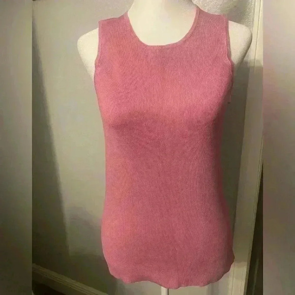 Leo & Nicole sleeveless round neck dressy sweater tank shell in dusty rose SMALL - Picture 1 of 7